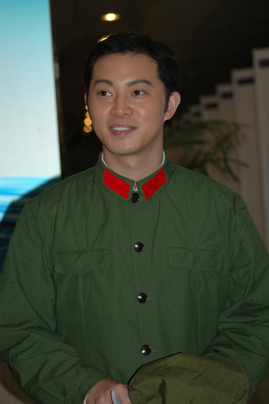 沙溢《高地》年龄跨度大 挑战新时代军人形象