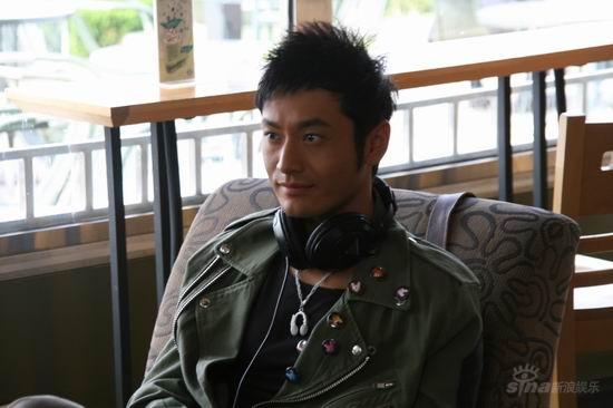 11月起,滚动热播地铁咖啡剧《晴天日记》