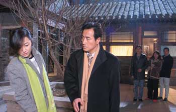 “懦弱”贾志国变身家暴男杨立新诠释四十不惑