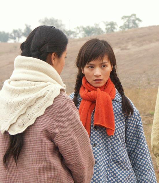 年代情感巨献《烈日炎炎》孙镱菲钟情演绎悲剧