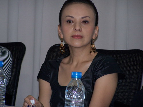 电视剧《笑着活下去》带着一个冲击心灵的故事