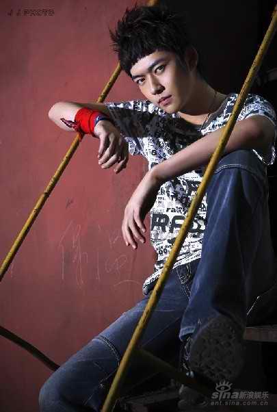 孙聪出演带你奔小康