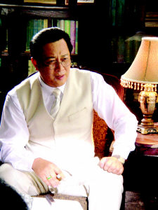 《英雄无名》主演亮相 唐国强夫妇再演荧屏伉