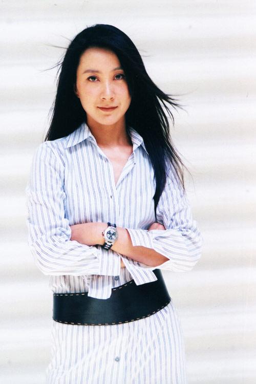 夏力薪演活“八卦”杨菊梁伯龙称其比巩俐优秀