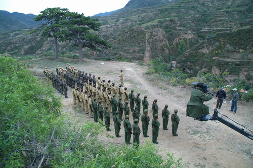 《高地》河北热拍 欲打造国内电视剧的颠峰之作