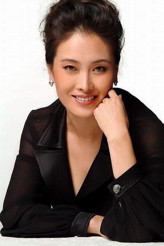 贾妮陷进身世的困扰内蒙古阿姨抵京当面认亲