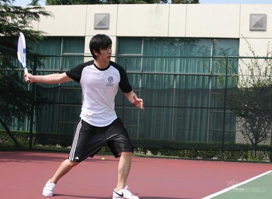 柏栩栩演技球技皆被赞