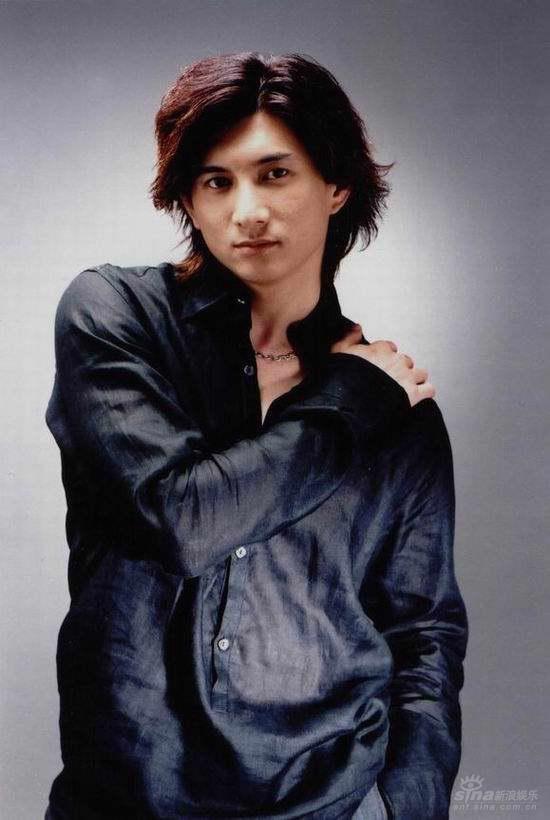 吴奇隆有望出演《玫瑰江湖》 赞剧本吸引力强