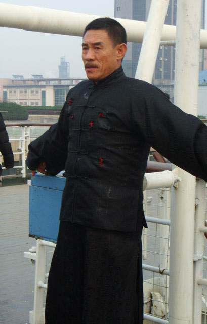日前,三十集电视连续剧《江湖兄弟》在天津顺利杀青,主演杜志国也完成