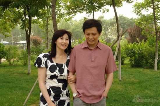 《玫瑰刺》热拍 程前智娶绝望主妇上演泰坦尼克
