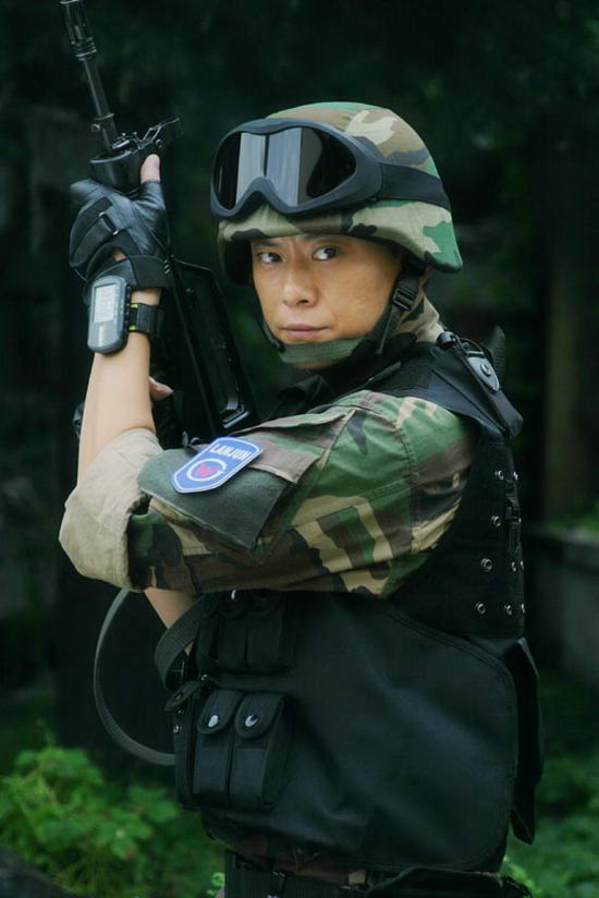 王斑 新浪娱乐讯 描写金库押运武警情感生活题材的电视剧《绝密押运》