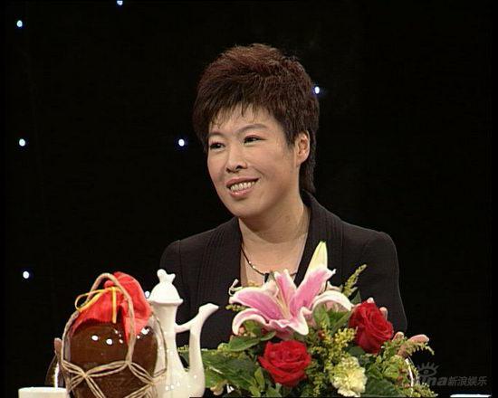 于丹濮存昕中秋节做客《五星夜话》把酒吟诗