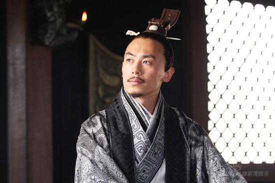 朱亚文饰演的孙武,有一股天然而成的大气