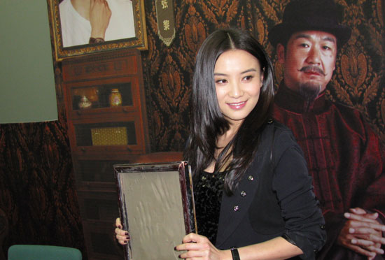 小宋佳拒谈感情只讲戏