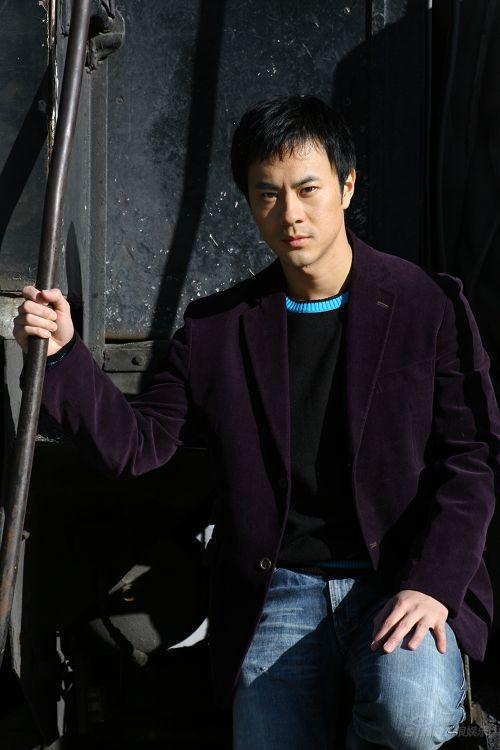 《一半天堂》热播 邵汶提前感知"中年危机"
