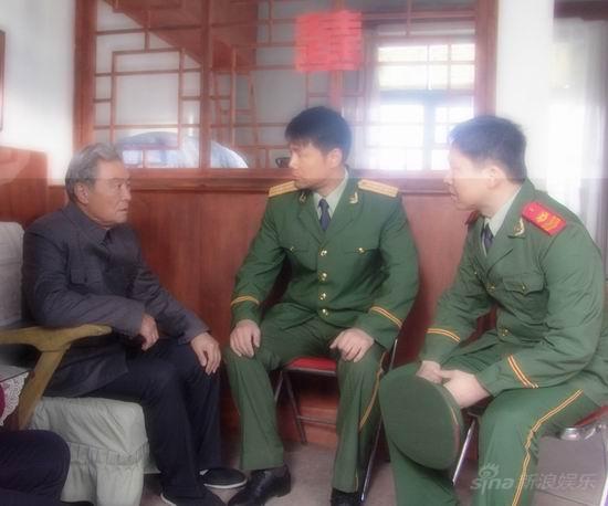 硬汉邵兵上山下乡 一展当代"森警"军威(图)