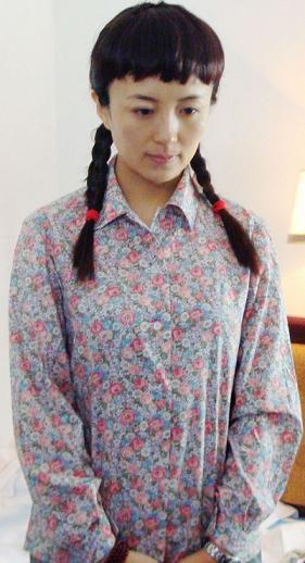 女一号杨童舒首次出演农村戏,当了一回乡下穷人家的姑娘并嫁给村长
