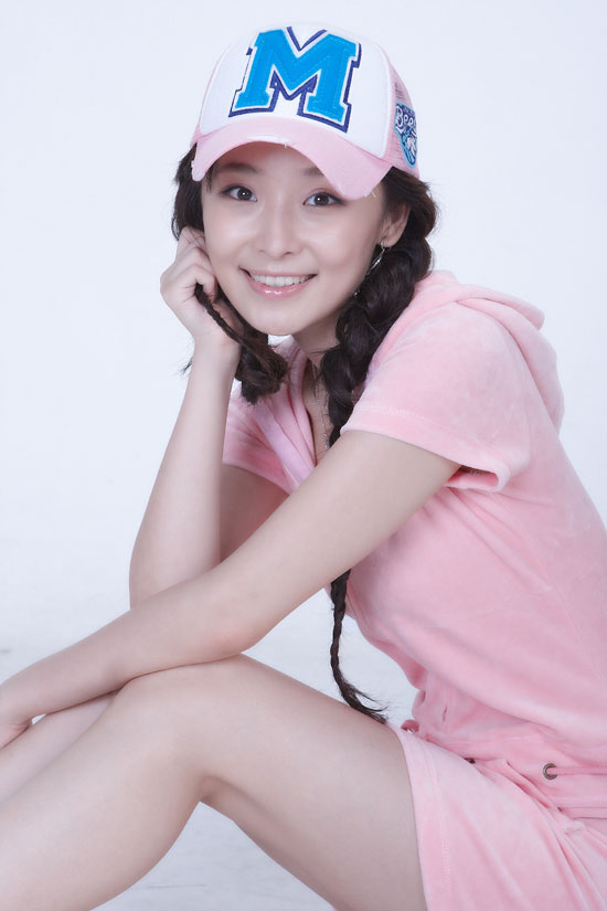 "谋女郎"李曼加盟《孽缘 百变造型眼花缭乱