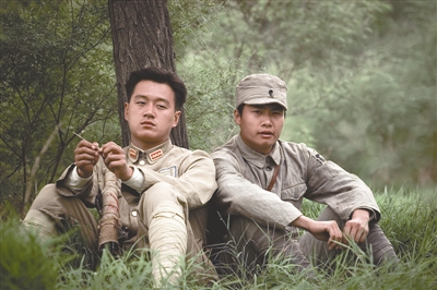 信报讯(记者王菲) 从今天开始,由佟大为,刘孜主演的电视剧《狙击手》