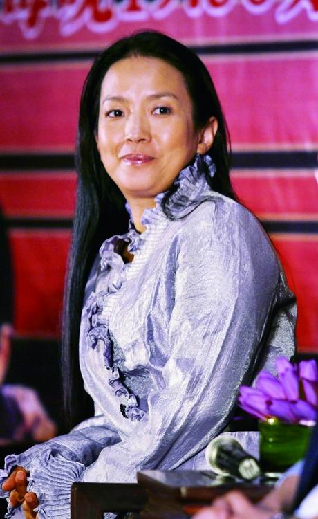 吕丽萍《人活一张脸》演母亲像"女版石光荣"