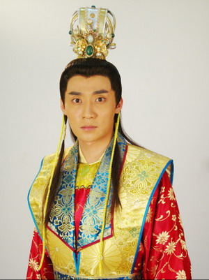 新版《包青天》刘长德不惧张铁林佟大为演皇帝