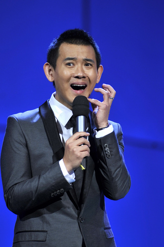 李响表演“惊诧型”获奖感言