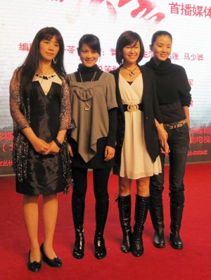 电视剧《沂蒙》近日将登陆央视八套,徐囡楠饰演一名出色的抗战女英雄