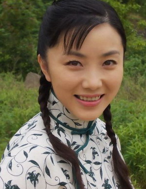 《跤王》央一热播 侠女何思融改头换面心狠手辣