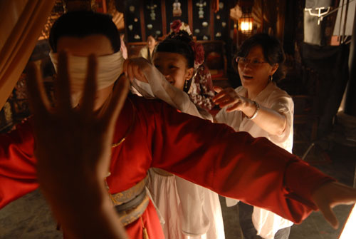 戏中小演员。新版《红楼梦 》中很多演员在拍戏时都是90后,大多未满18岁。