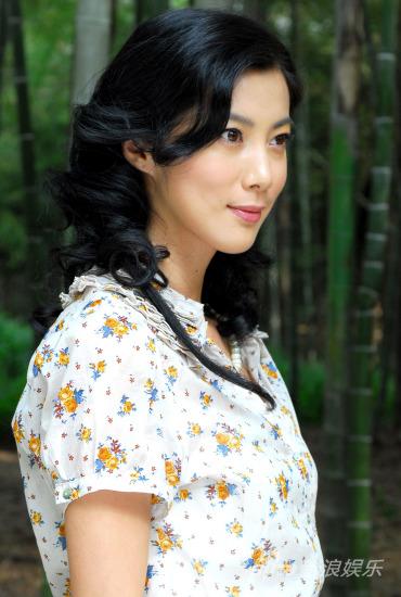 姚芊羽《扇娘》性格外柔内刚 场景古风古韵(图)