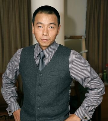王挺赶拍《断箭》手臂受伤 呼吁关注娱乐圈安全