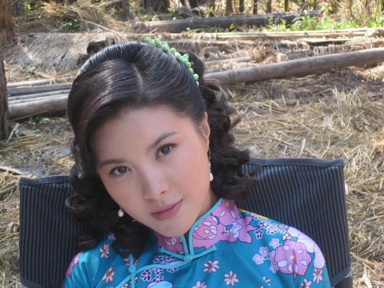 曾担纲央视大戏《苍天》女一号的青年演员郑萍出演该剧女一号张蔓珠
