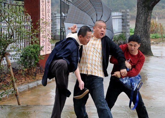 梁天助阵《甜蜜的新事业》 被徒弟来喜拉下水