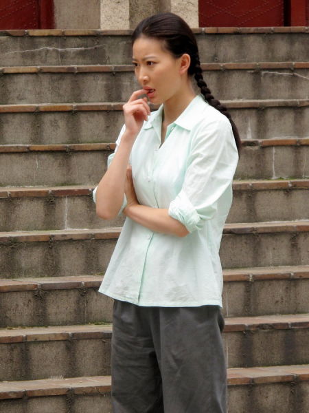 《雪花那个飘》热播 周知:演班长不是美差