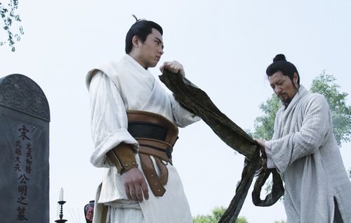 新水浒吴用自杀震撼收官 李宗翰版获好评如潮
