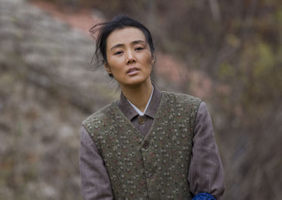 姜宏波《钢铁年代》刚柔并济演活山东大妞(图)