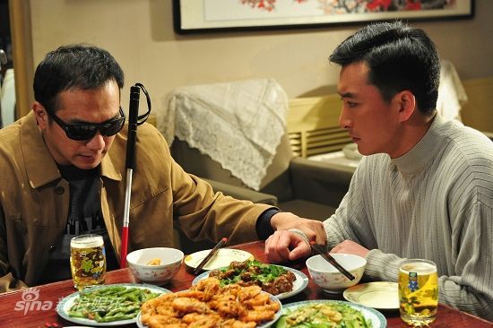 《再回首》黄觉开拓居家男新天地(图)