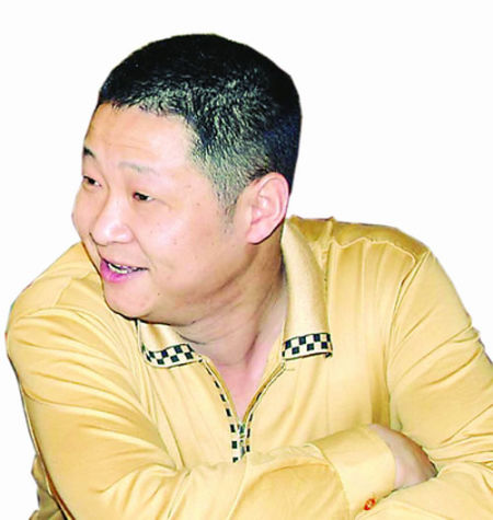 近日,演员赵亮就已经回到电视剧《大家庭》剧组,全身心投入到新一年的