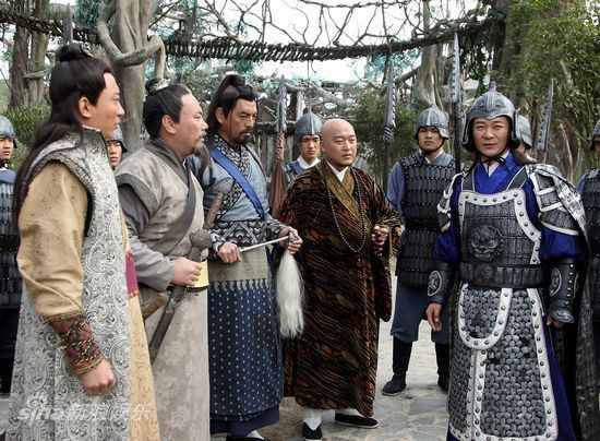 《薛丁山》人物众多 演员选择费心思(图)