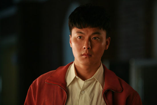 《娘要嫁人》热拍 李桓片场洗澡秀肌肉