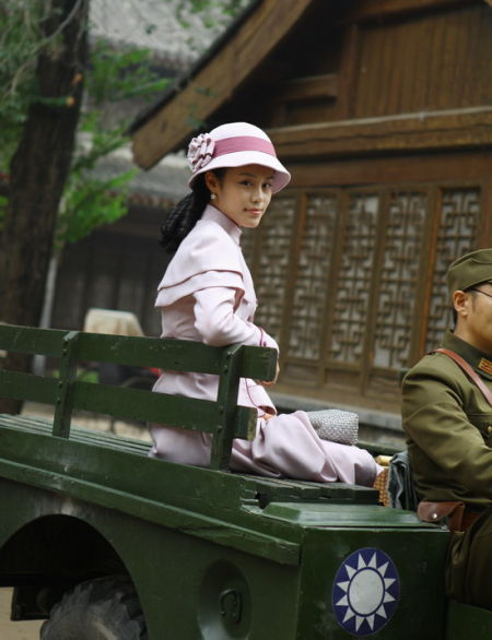 《战地花开》热播 韩丹彤演战地之花引关注