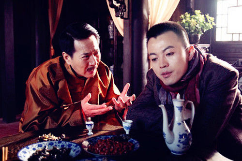 演员王阳,林家川,孙菲菲(微博)等主演的红色年代传奇剧《血色恋情》于