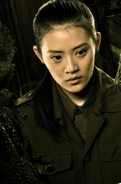 杨了饰滨田凌子