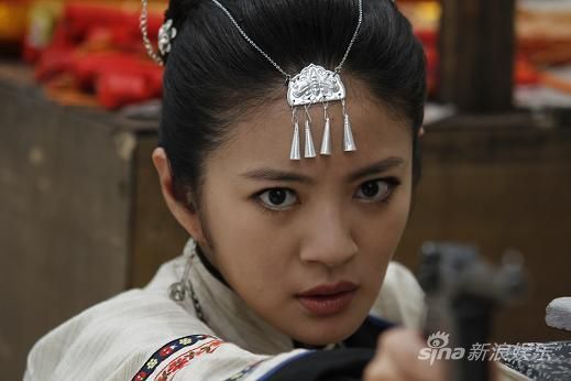 《新乌龙山剿匪记》开播 安以轩化身女土匪(图)