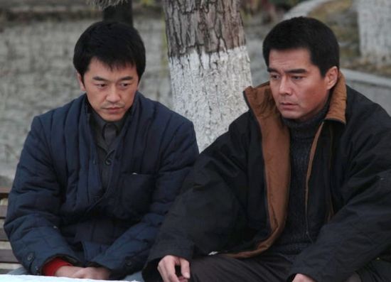 主创演员许亚军,张帆,李佳璇(微博)等,应邀做客电台节目,畅聊《筒子楼