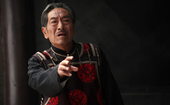 王奎荣《打狗棍》演狠心父亲