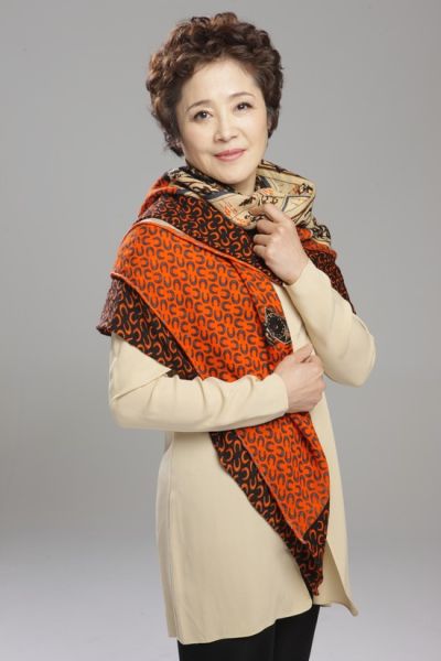 盖克(微博),萨日娜(微博),姚芊羽(微博),赵正阳等实力演员联袂出演的