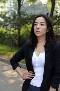 《谎言背后》热拍 杨梓嫣扮老挑战年龄跨度