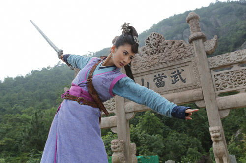 《新白发魔女传》郭珍霓吐槽幕后笑料
