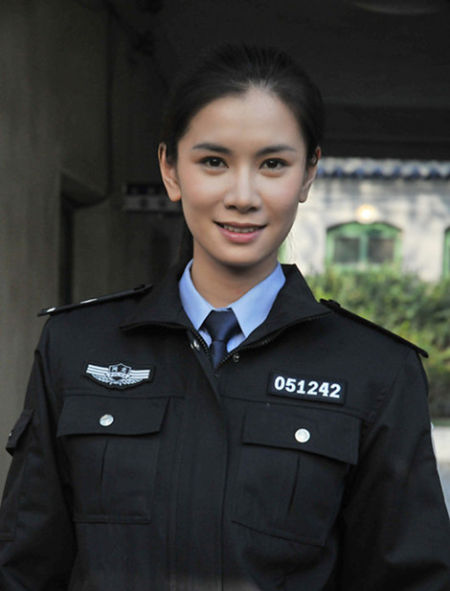 《营盘镇警事》王笛渐入佳境变身管家婆